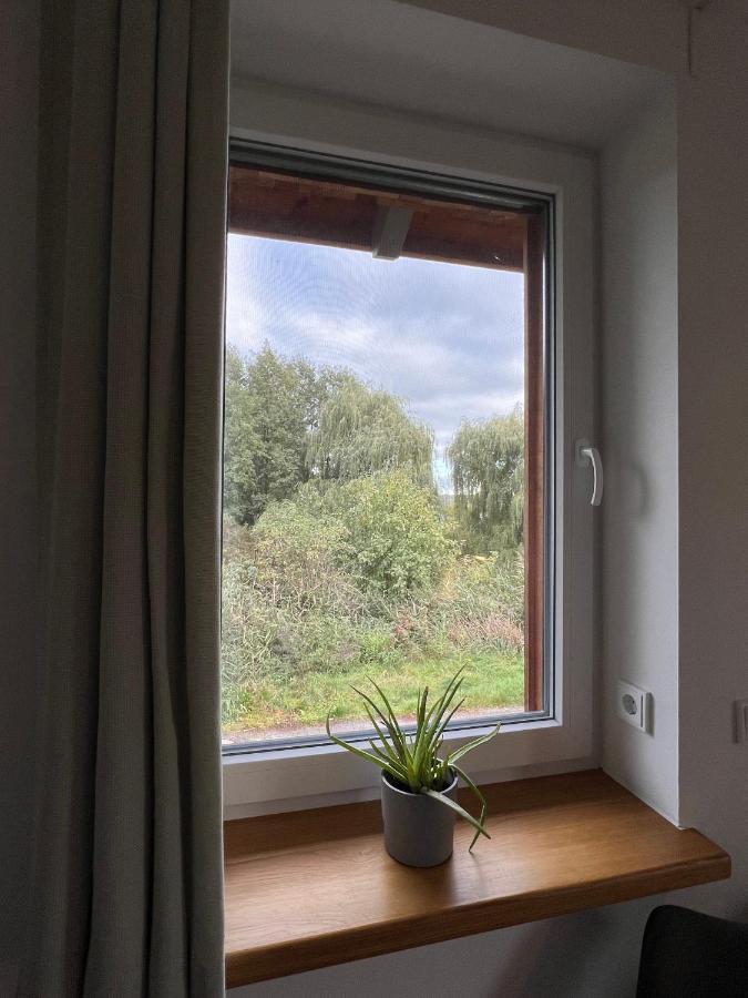 Ferienhaus Auszeit Mit Sauna Schwarz Exterior photo