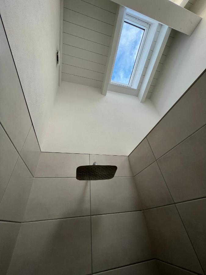 Ferienhaus Auszeit Mit Sauna Schwarz Exterior photo