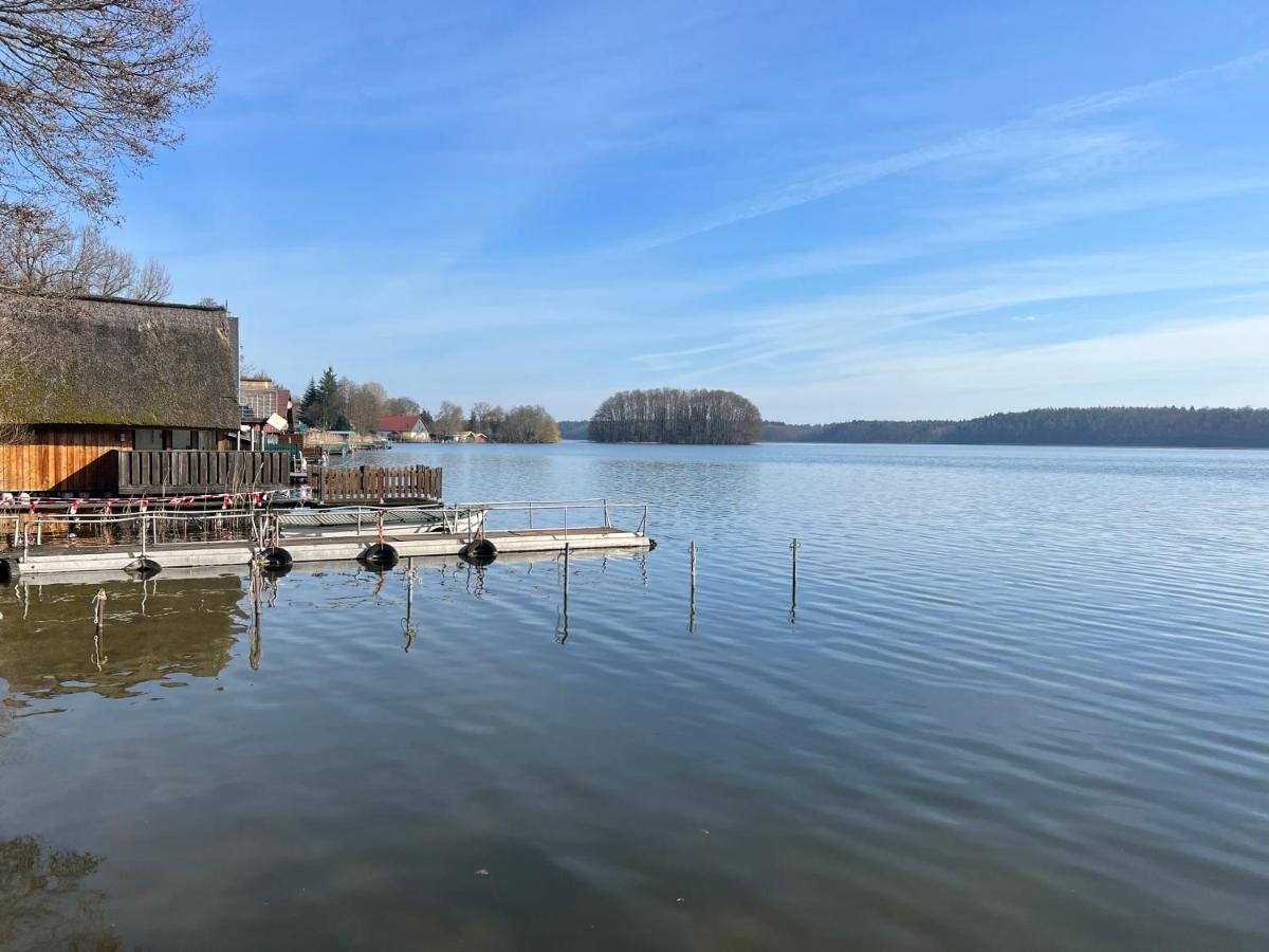 Ferienhaus Auszeit Mit Sauna Schwarz Exterior photo