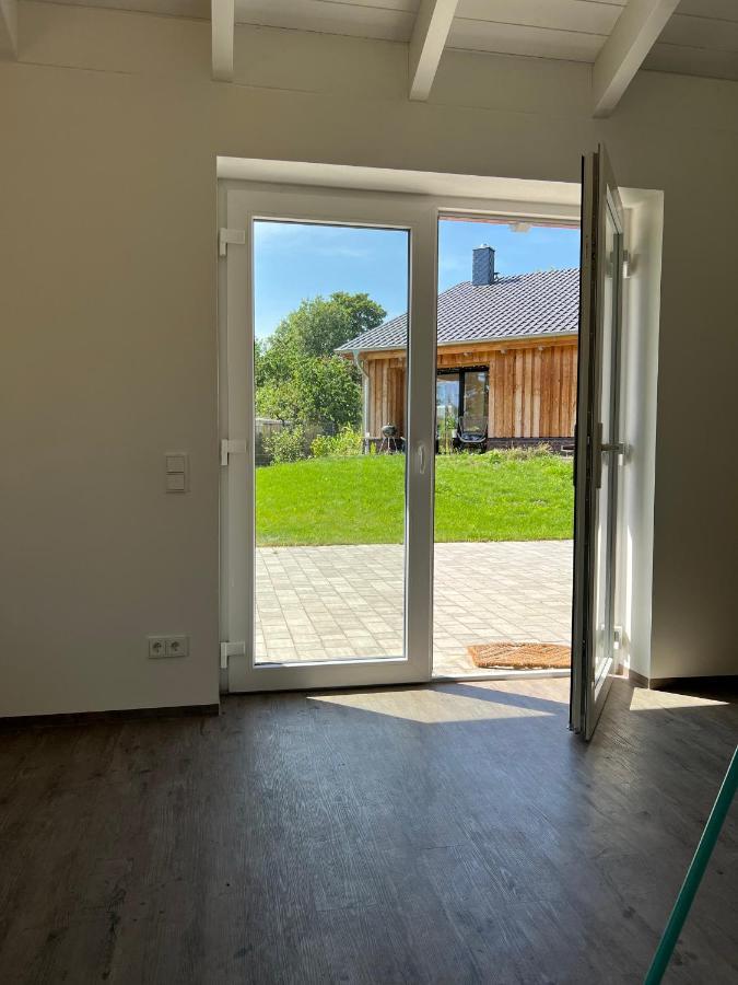 Ferienhaus Auszeit Mit Sauna Schwarz Exterior photo