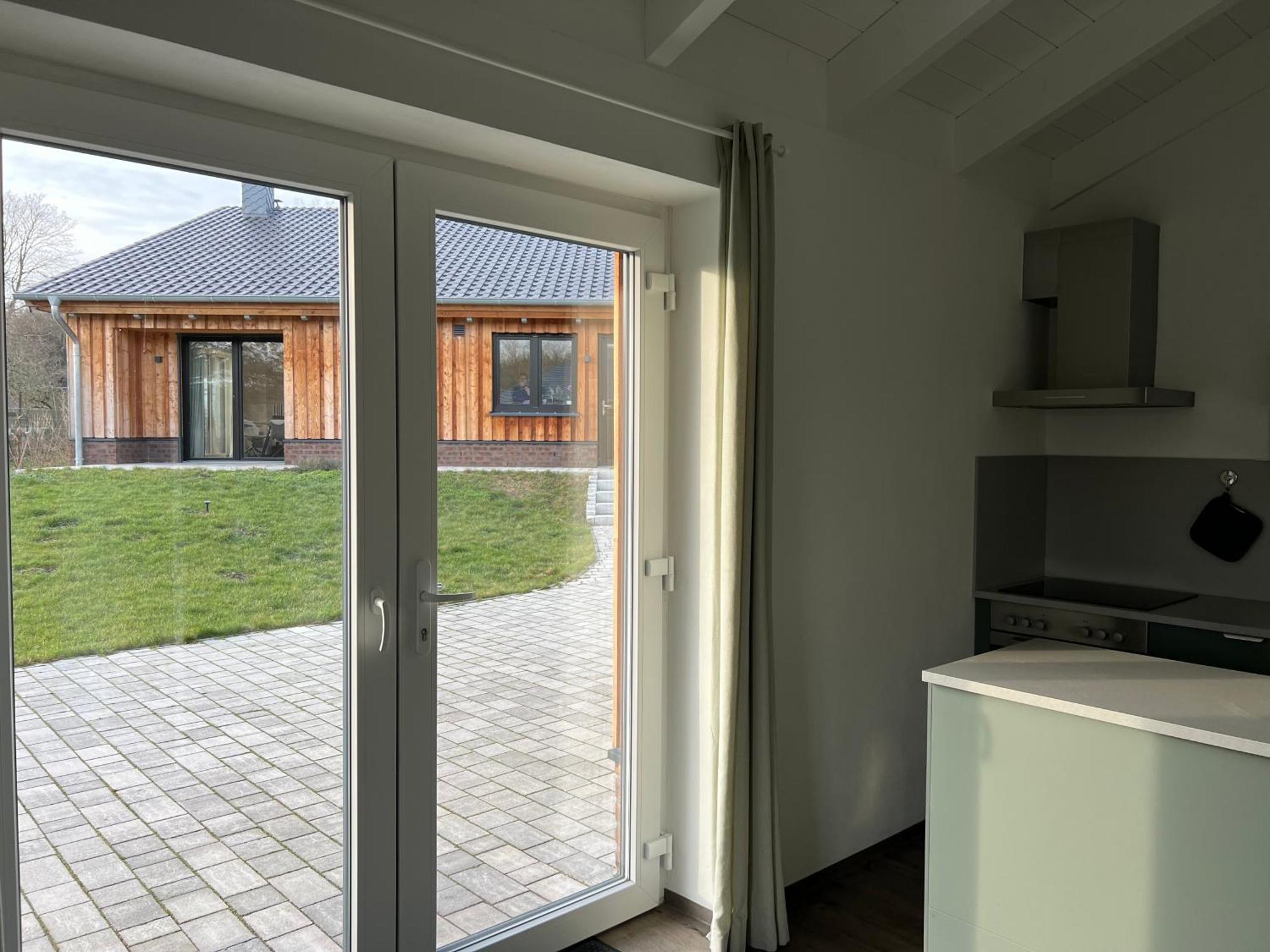Ferienhaus Auszeit Mit Sauna Schwarz Exterior photo