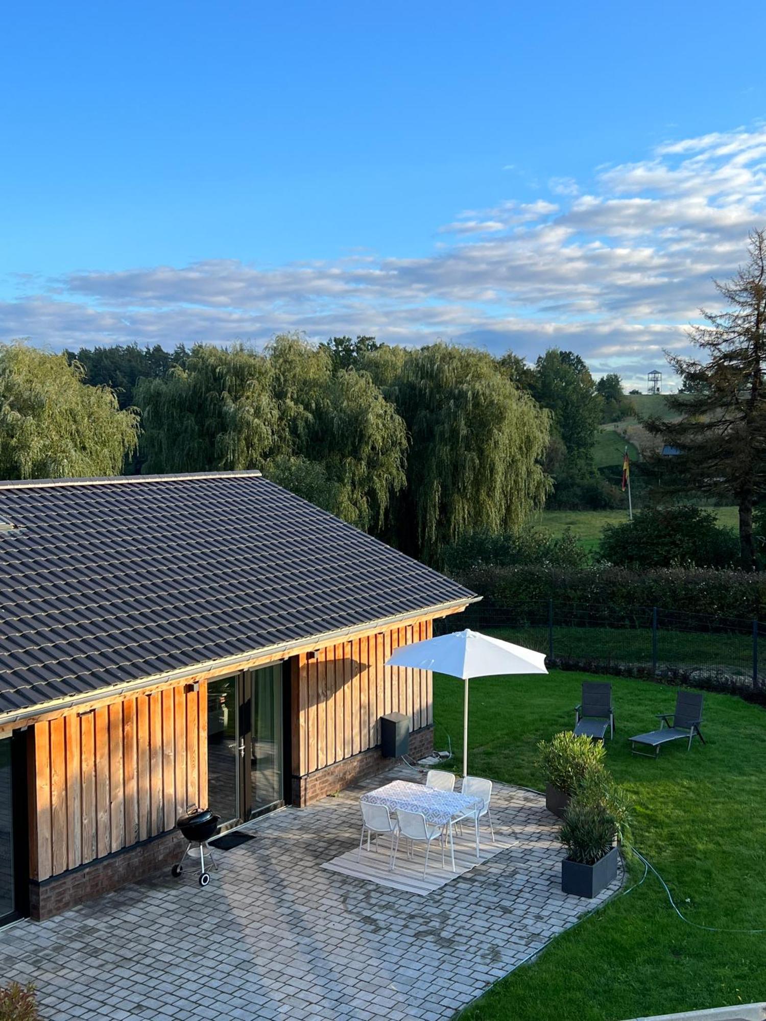 Ferienhaus Auszeit Mit Sauna Villa Schwarz Exterior photo